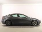 Tesla Model 3 - fotka číslo 5