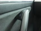 Tesla Model Y - fotka číslo 17