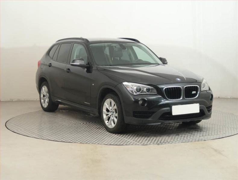 BMW X1 - hlavní foto