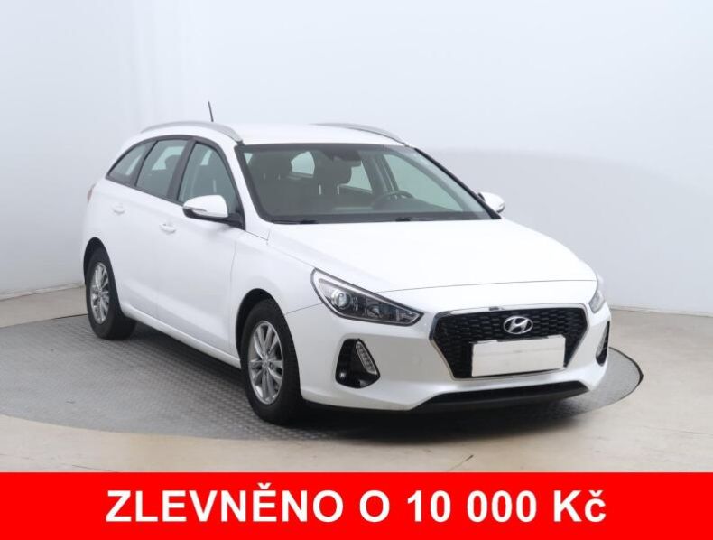 Hyundai i30 - hlavní foto