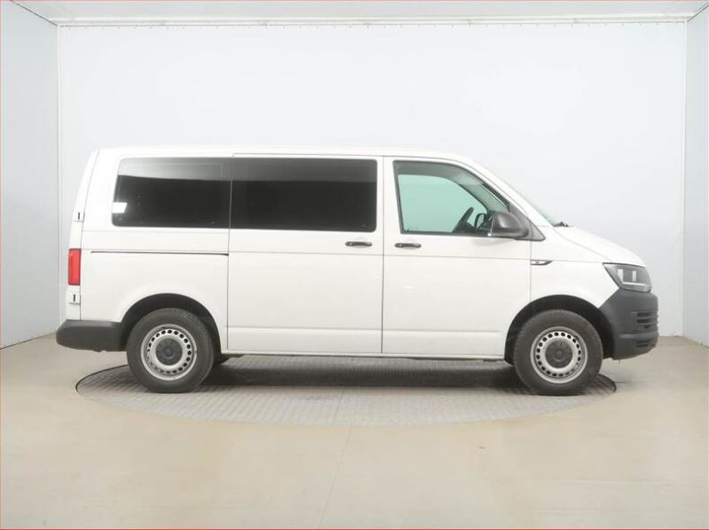 Volkswagen Caravelle - hlavní fotka