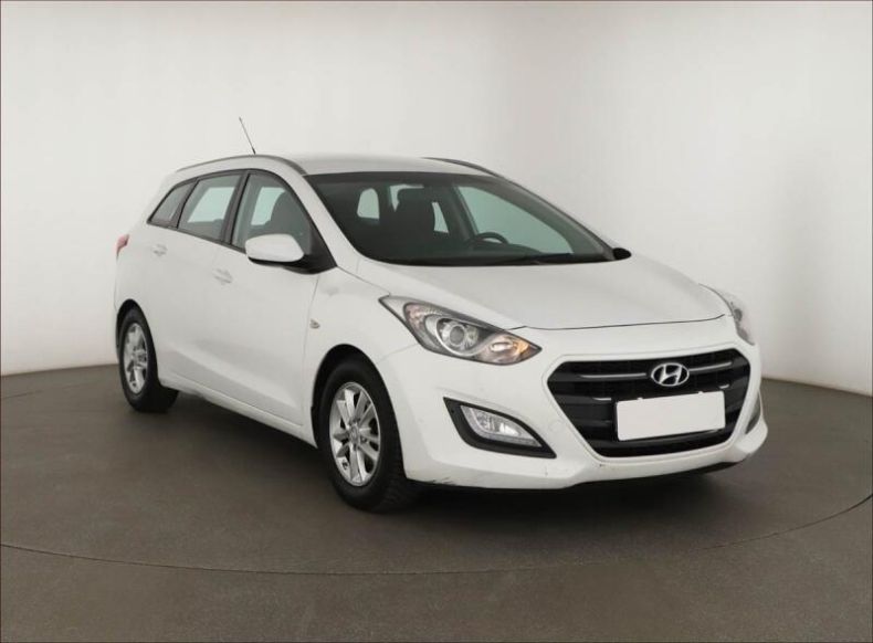 Hyundai i30 - hlavní foto