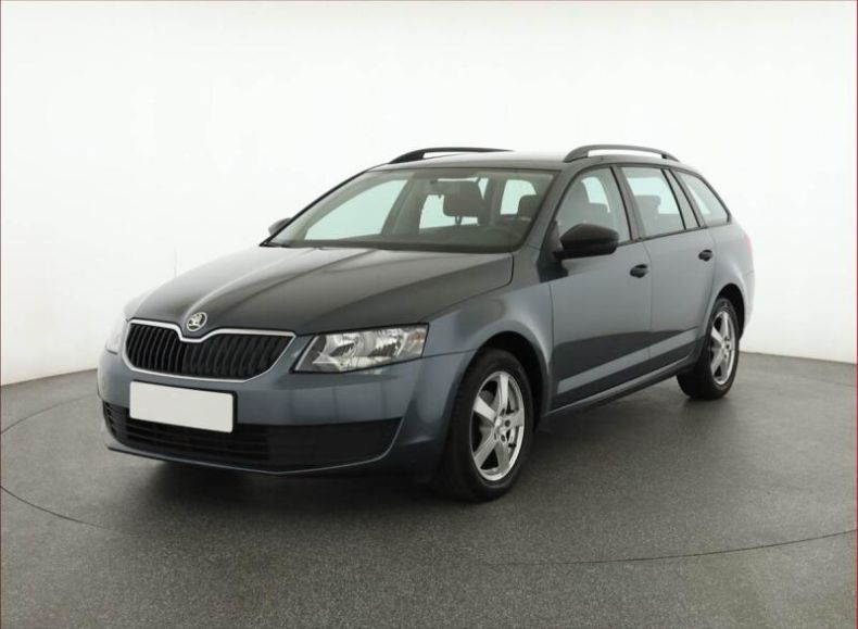 Škoda Octavia - hlavní fotka
