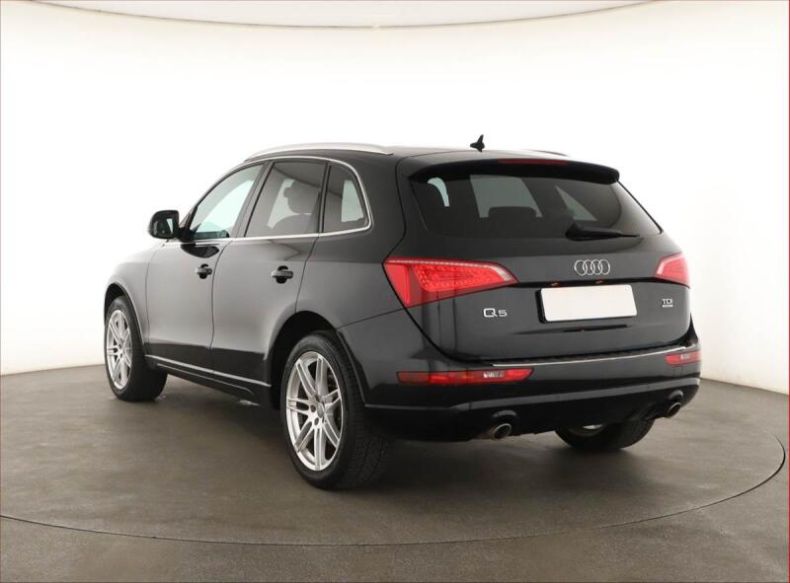 Audi Q5 - hlavní fotka
