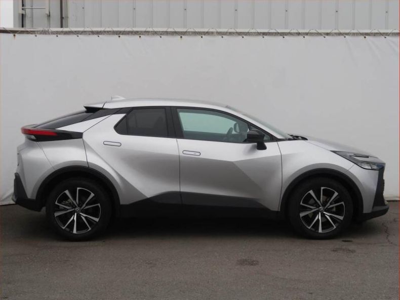 Toyota C-HR - hlavní fotka