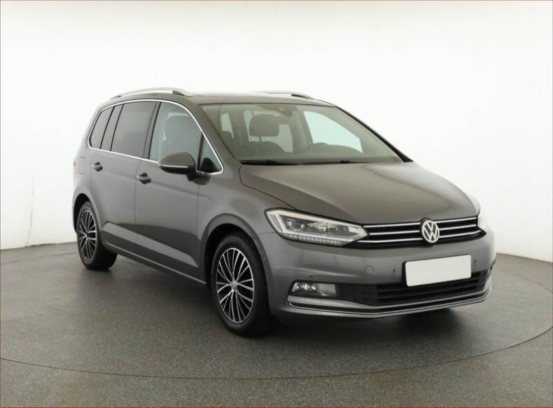 Volkswagen Touran - hlavní foto
