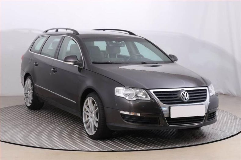 Volkswagen Passat - hlavní fotka inzerátu