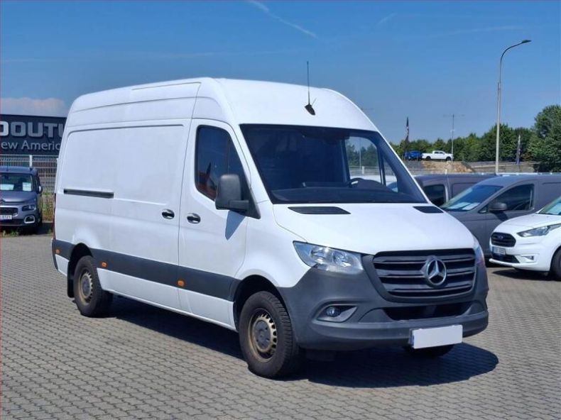 Mercedes Sprinter - hlavní foto