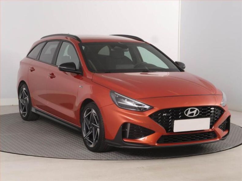 Hyundai i30 - hlavní foto