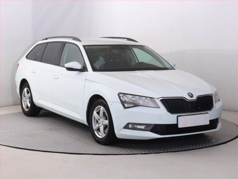 Škoda Superb - hlavní fotka inzerátu