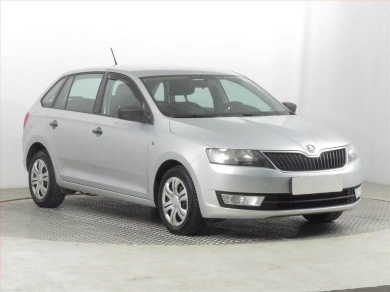 Škoda Rapid - hlavní foto