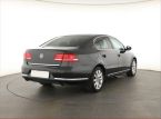 Volkswagen Passat - fotka číslo 4