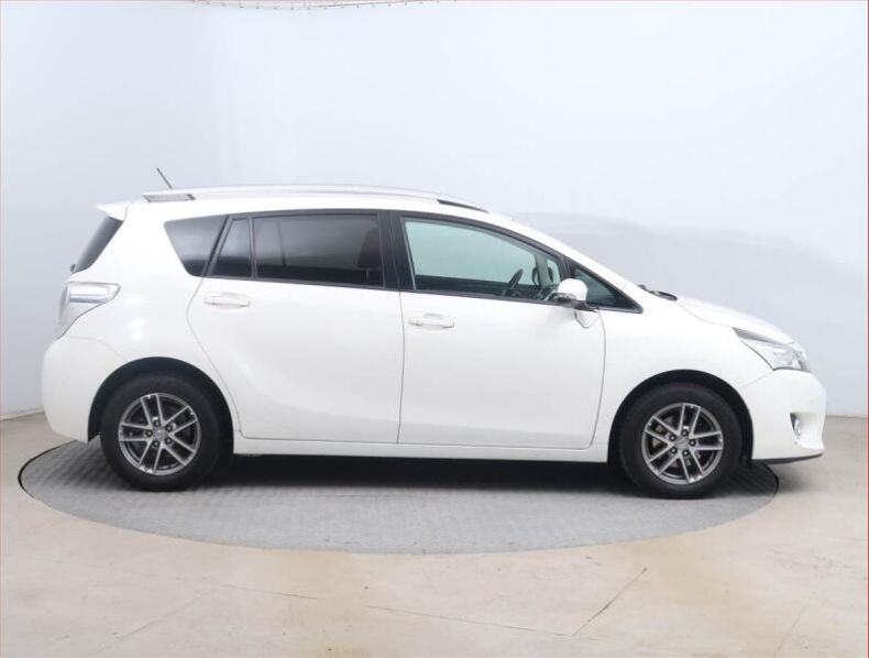 Toyota Verso - hlavní fotka