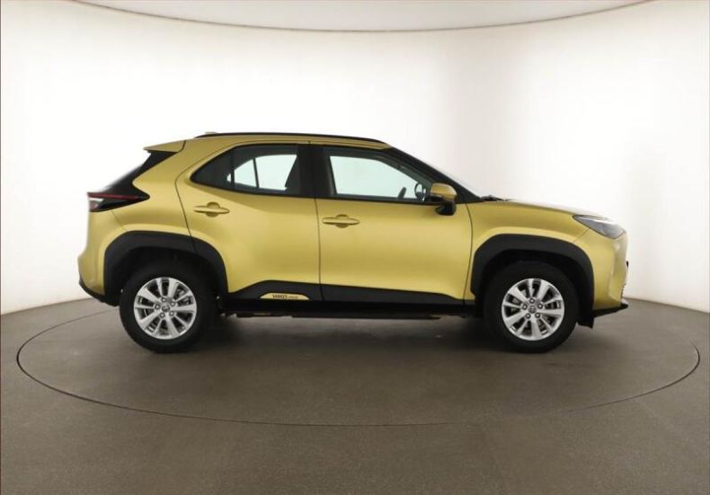 Toyota Yaris Cross - hlavní fotka
