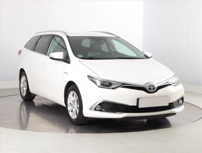 Toyota Auris - hlavní fotka