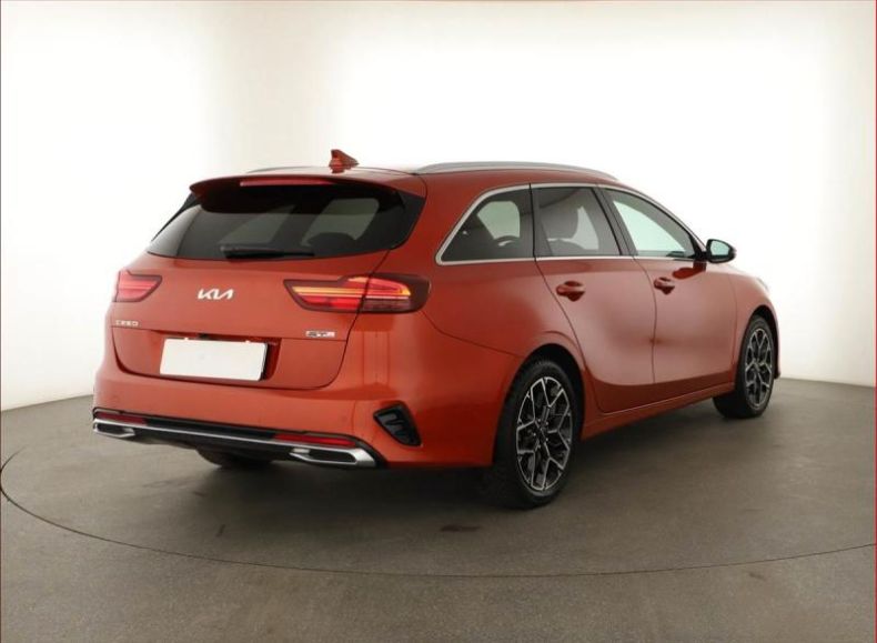 Kia Cee'd - hlavní fotka