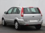 Ford Fusion - fotka číslo 3