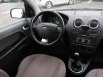 Ford Fusion - fotka číslo 6