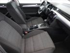 Volkswagen Passat - fotka číslo 6