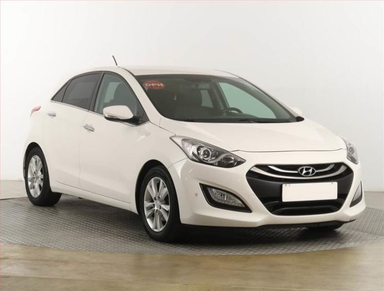 Hyundai i30 - hlavní foto