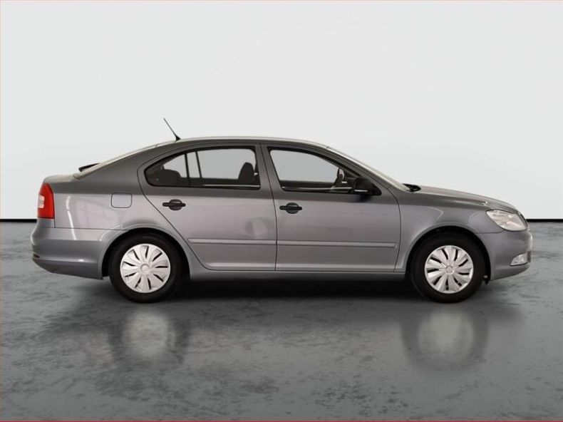 Škoda Octavia - hlavní fotka
