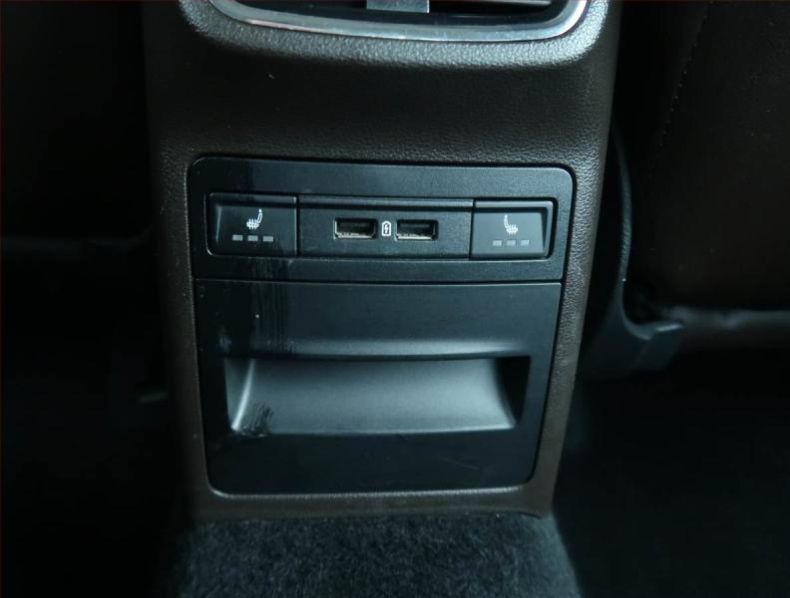 Škoda Octavia - hlavní fotka