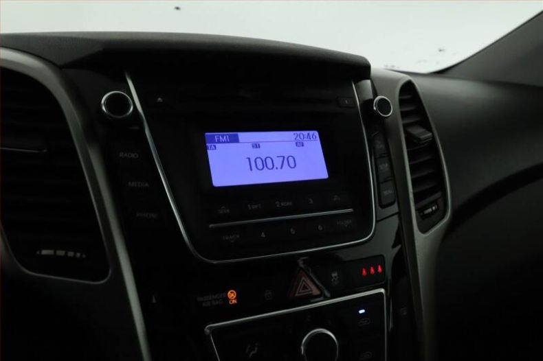 Hyundai i30 - hlavní fotka