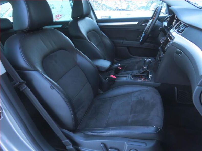 Škoda Superb - hlavní fotka