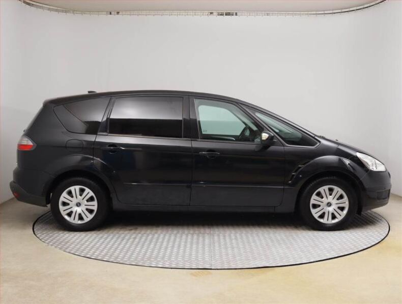 Ford S-MAX - hlavní fotka