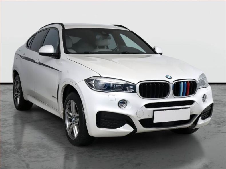 BMW X6 - hlavní foto