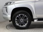 Mitsubishi L200 - fotka číslo 12