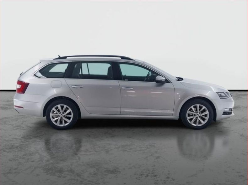 Škoda Octavia - hlavní fotka
