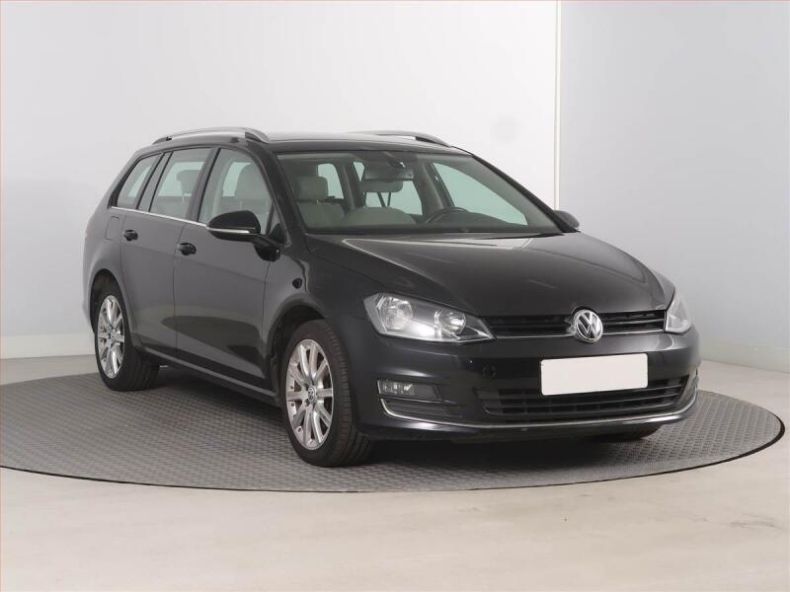 Volkswagen Golf - hlavní fotka inzerátu