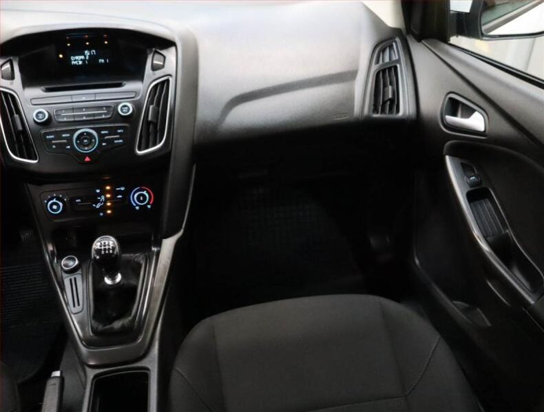 Ford Focus - hlavní fotka