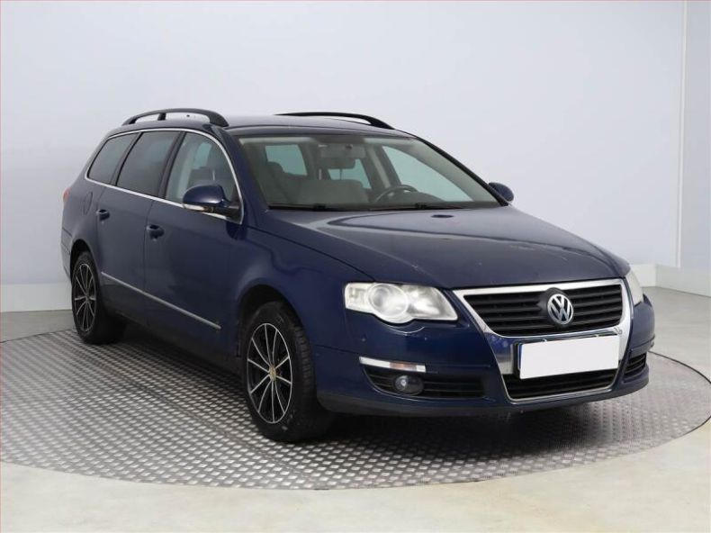 Volkswagen Passat - hlavní fotka inzerátu