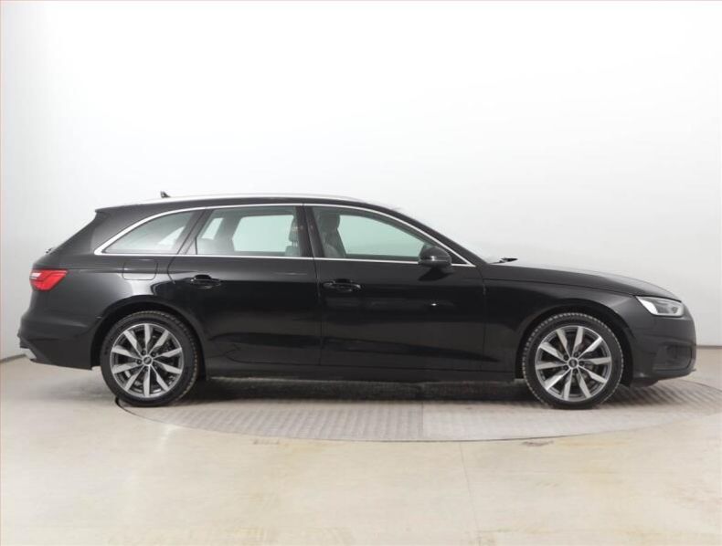 Audi A4 - hlavní fotka