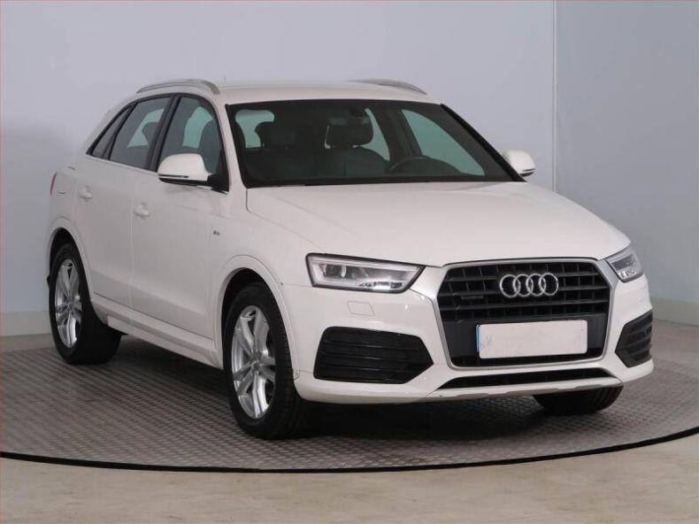 Audi Q3 - hlavní fotka