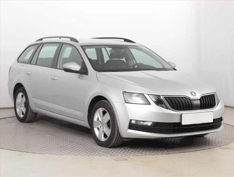 Škoda Octavia - hlavní foto