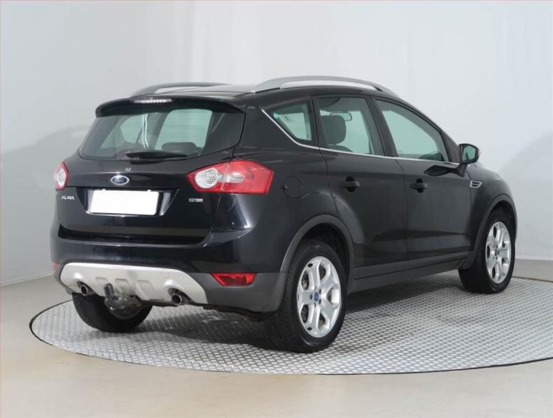 Ford Kuga - hlavní fotka