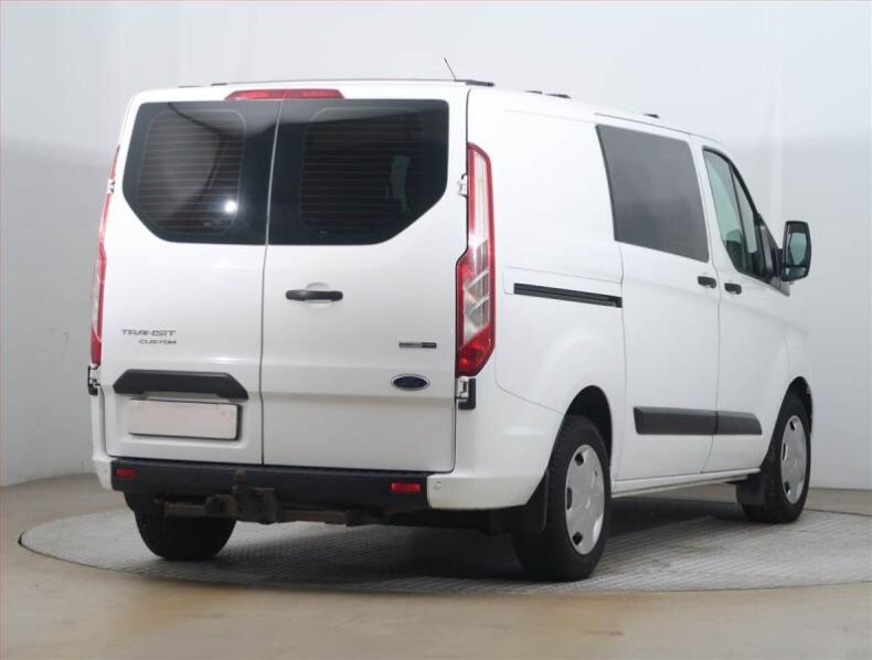 Ford Transit - hlavní fotka