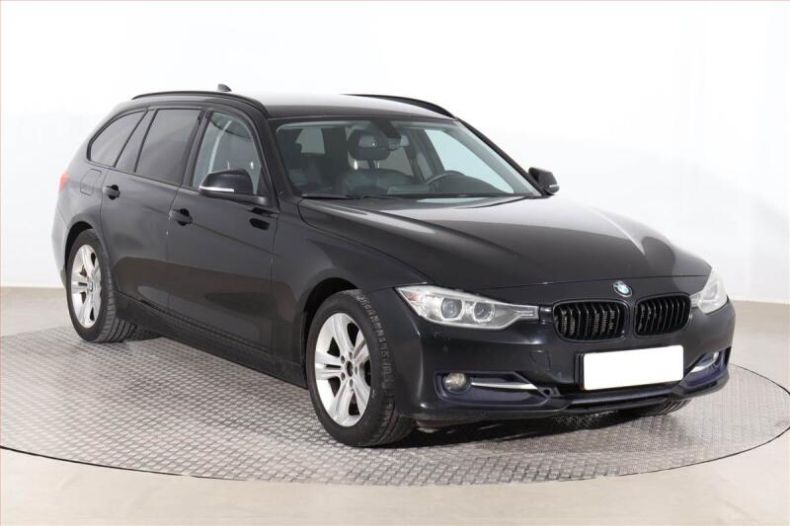 BMW Řada 3 - hlavní foto