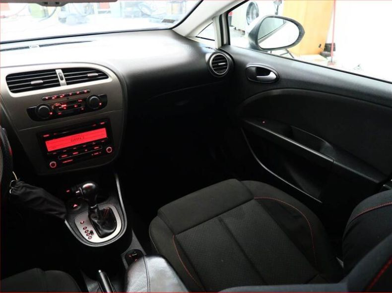 Seat Leon - hlavní fotka