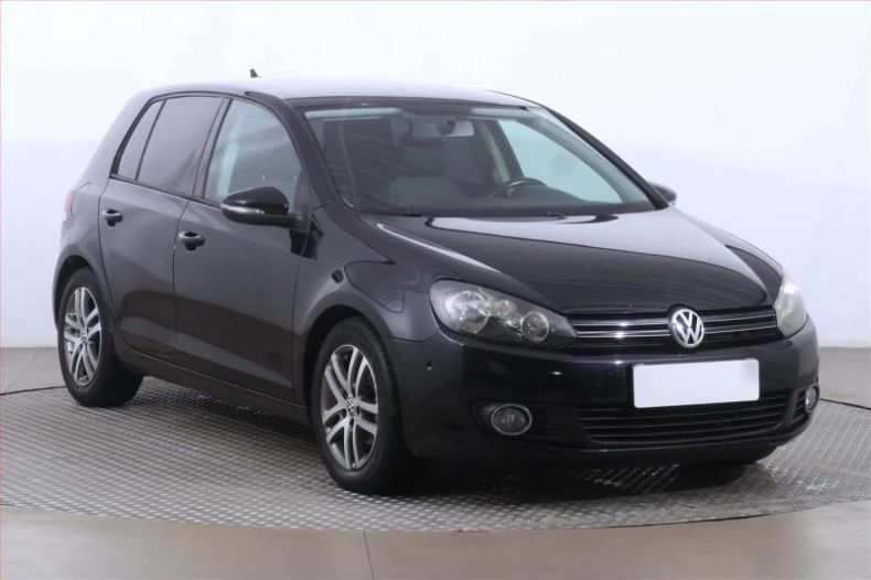 Volkswagen Golf - hlavní foto