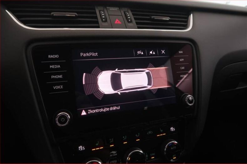 Škoda Octavia - hlavní fotka