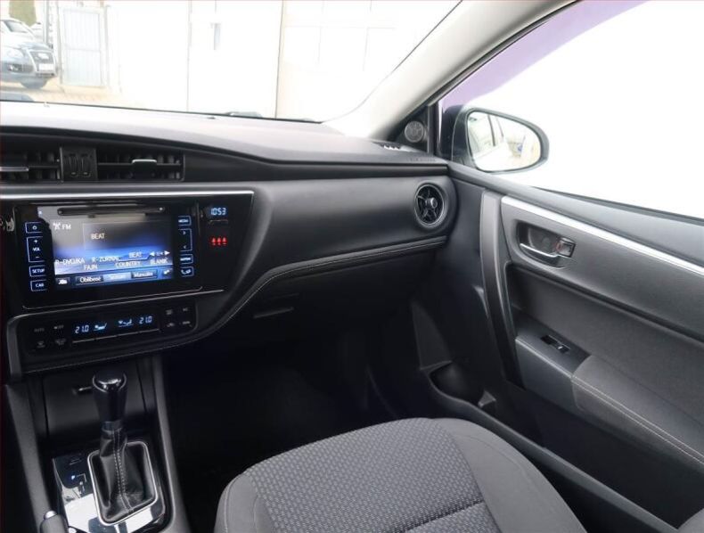 Toyota Corolla - hlavní fotka