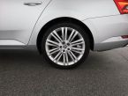 Škoda Superb - fotka číslo 17