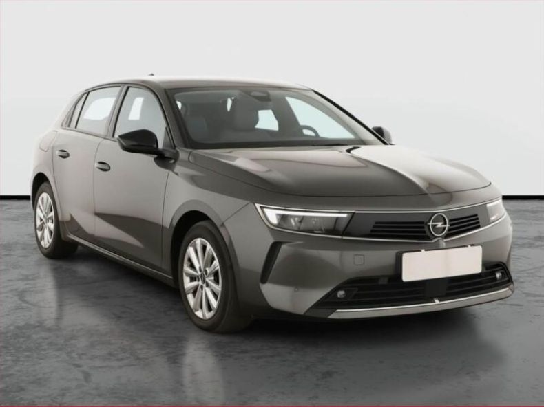 Opel Astra - hlavní fotka