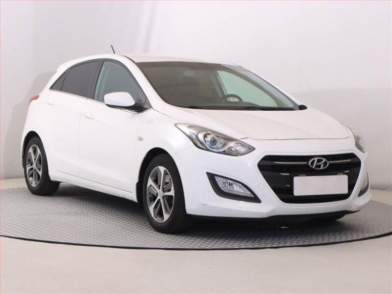 Hyundai i30 - hlavní foto