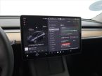 Tesla Model Y - fotka číslo 20