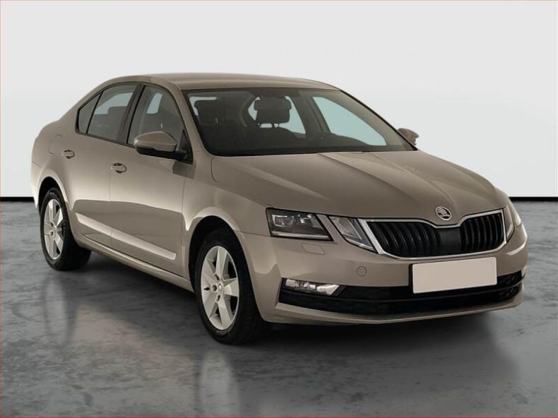 Škoda Octavia - hlavní fotka